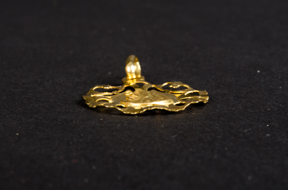 Italian 18K Gold Madonna Pendant