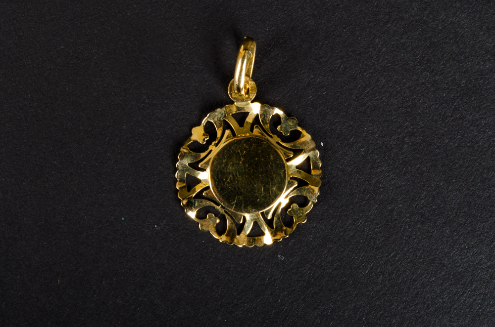 Italian 18K Gold Madonna Pendant