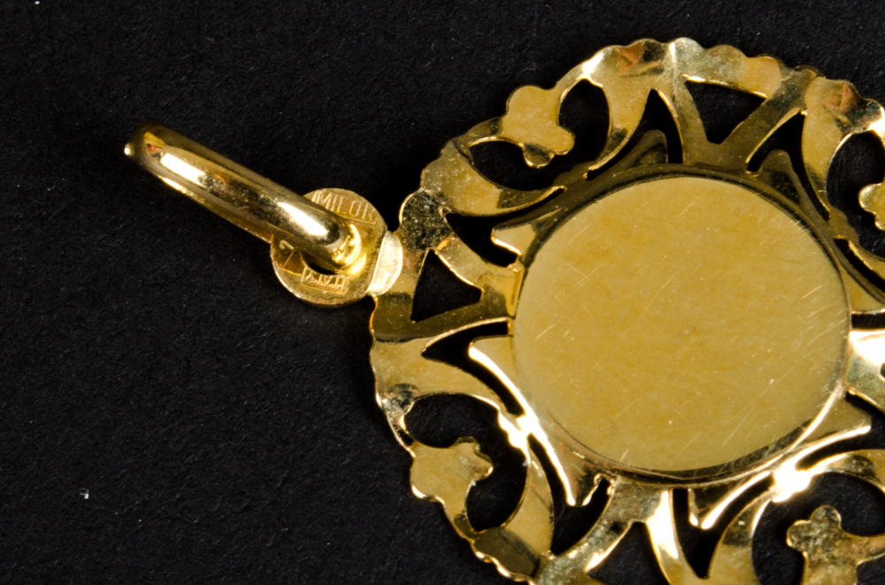 Italian 18K Gold Madonna Pendant