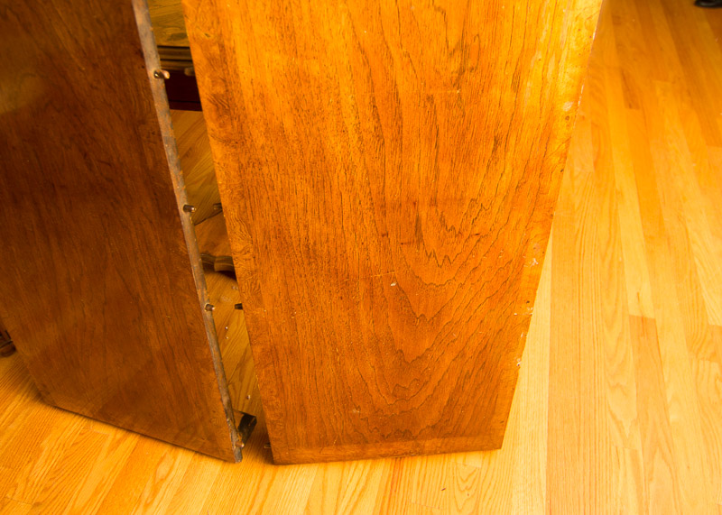 Stanley Furniture Pedestal Dining Table and Chairs