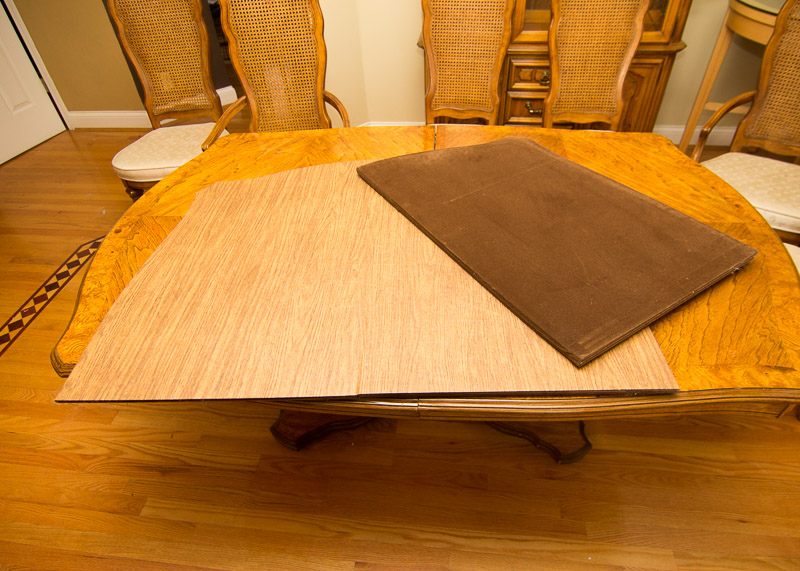 Stanley Furniture Pedestal Dining Table and Chairs