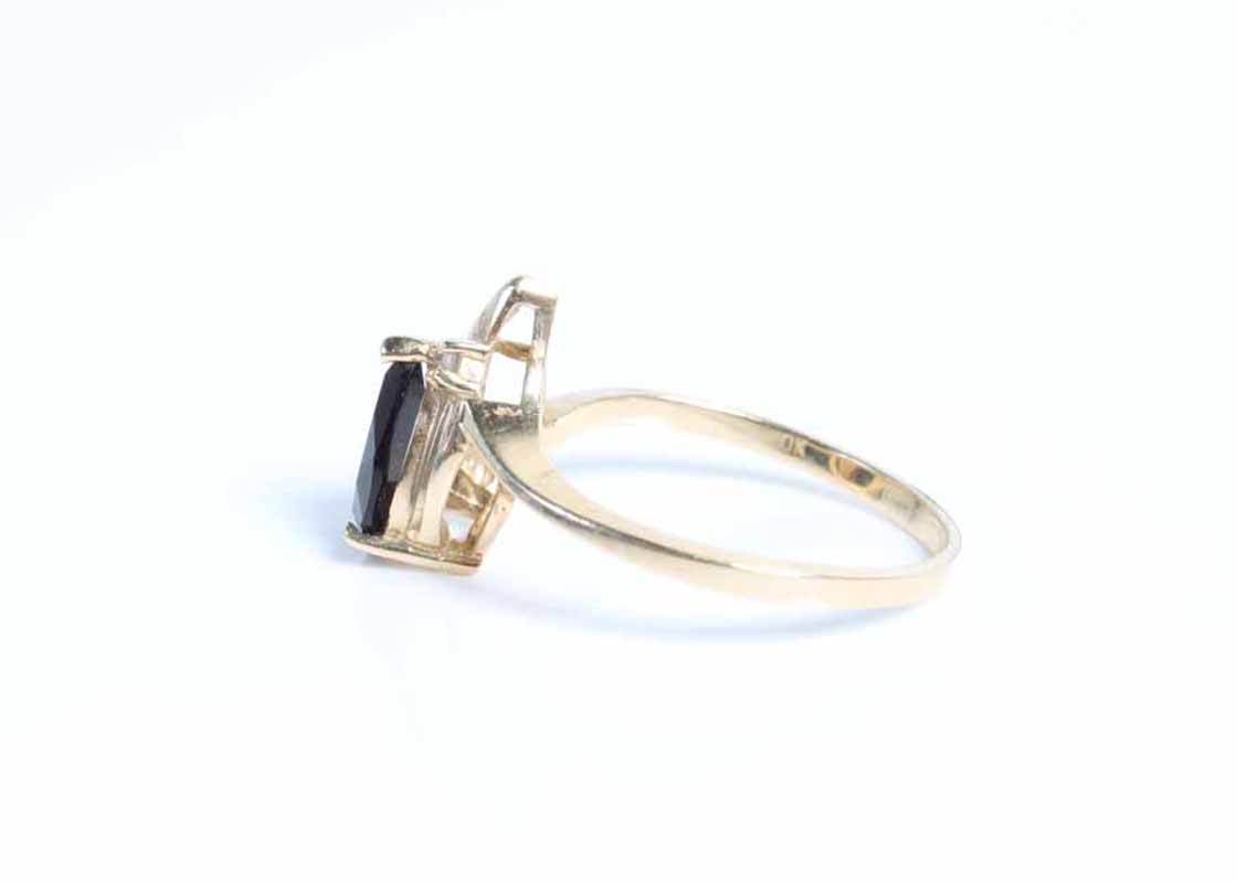 10K Yellow Gold Onyx and Diamond Ring