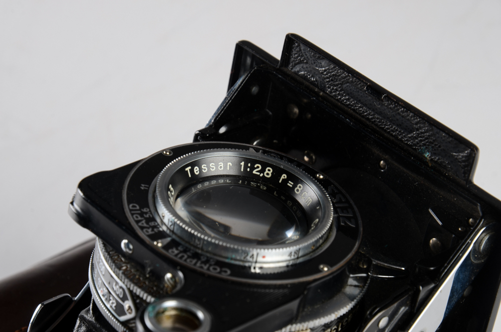 Vintage Zeiss Ikon Camera