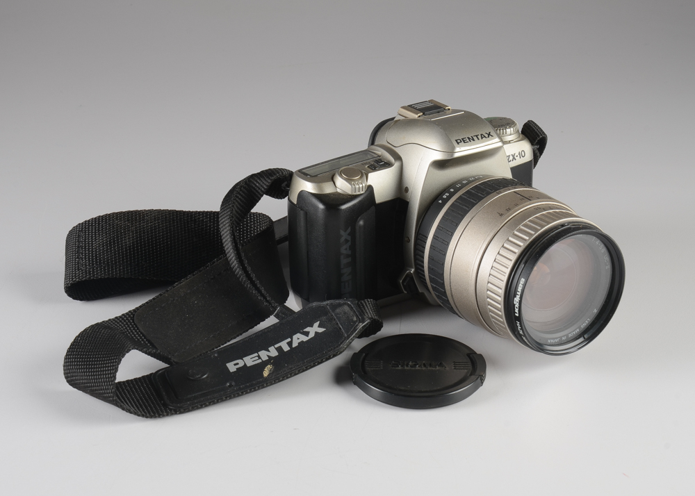 Vintage Pentax ZX-10 35mm Camera