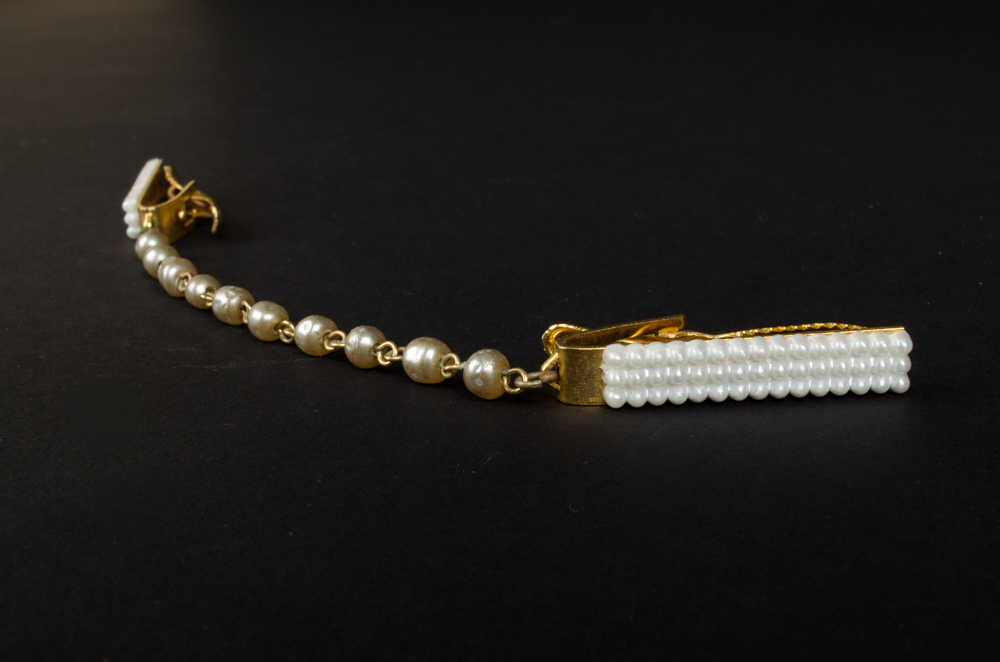 Sweater Bar and Scarf Clip