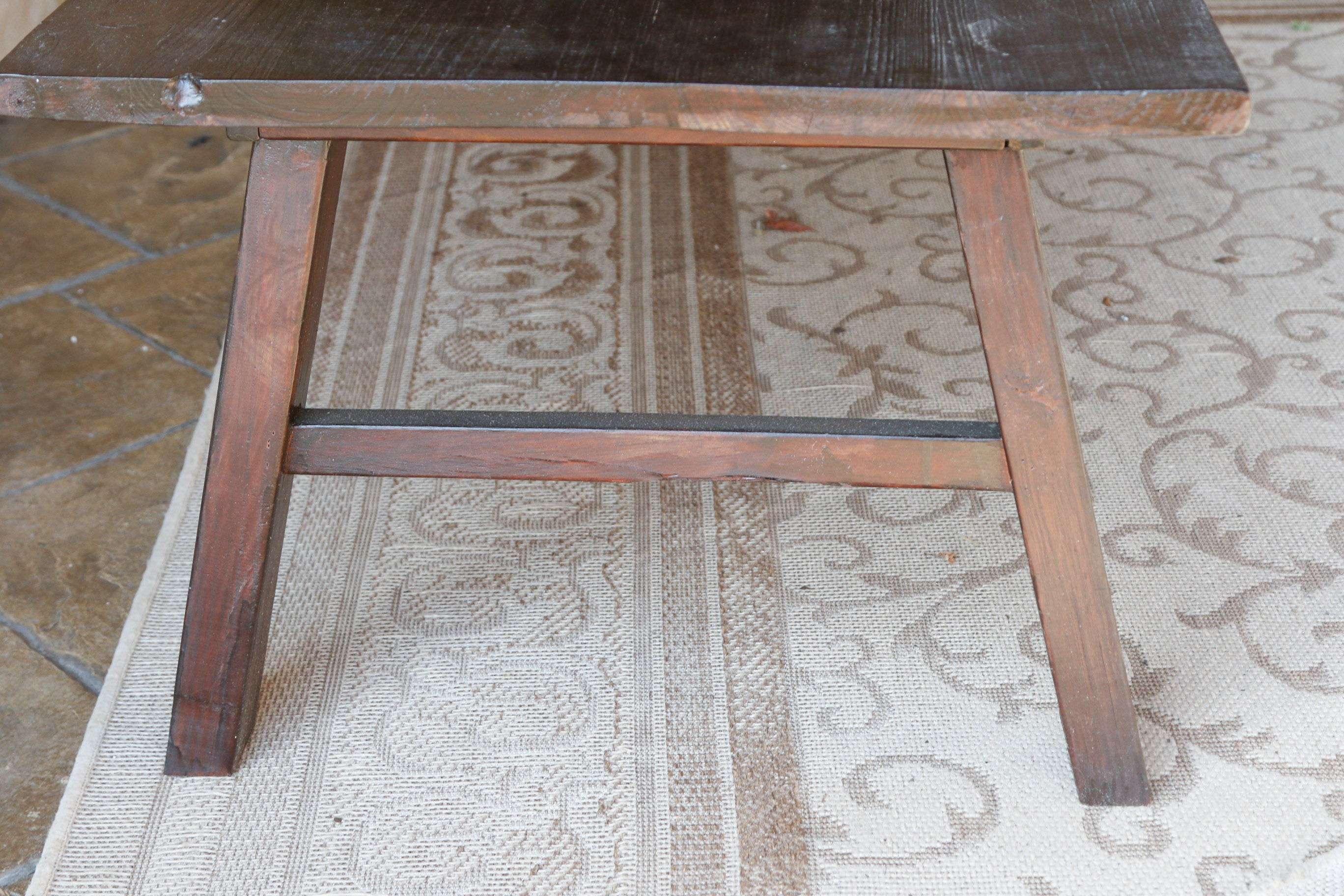 Indoor/Outdoor Hardwood Coffee Table