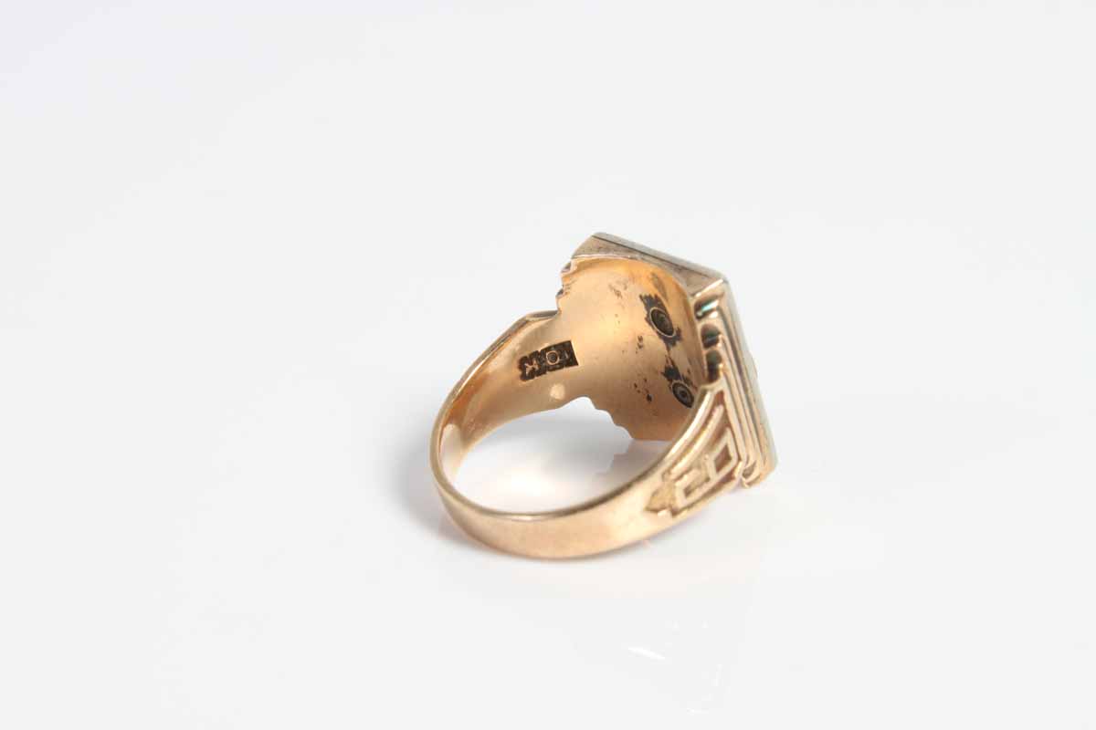 1931 10K Yellow Gold Notre Dame Ring