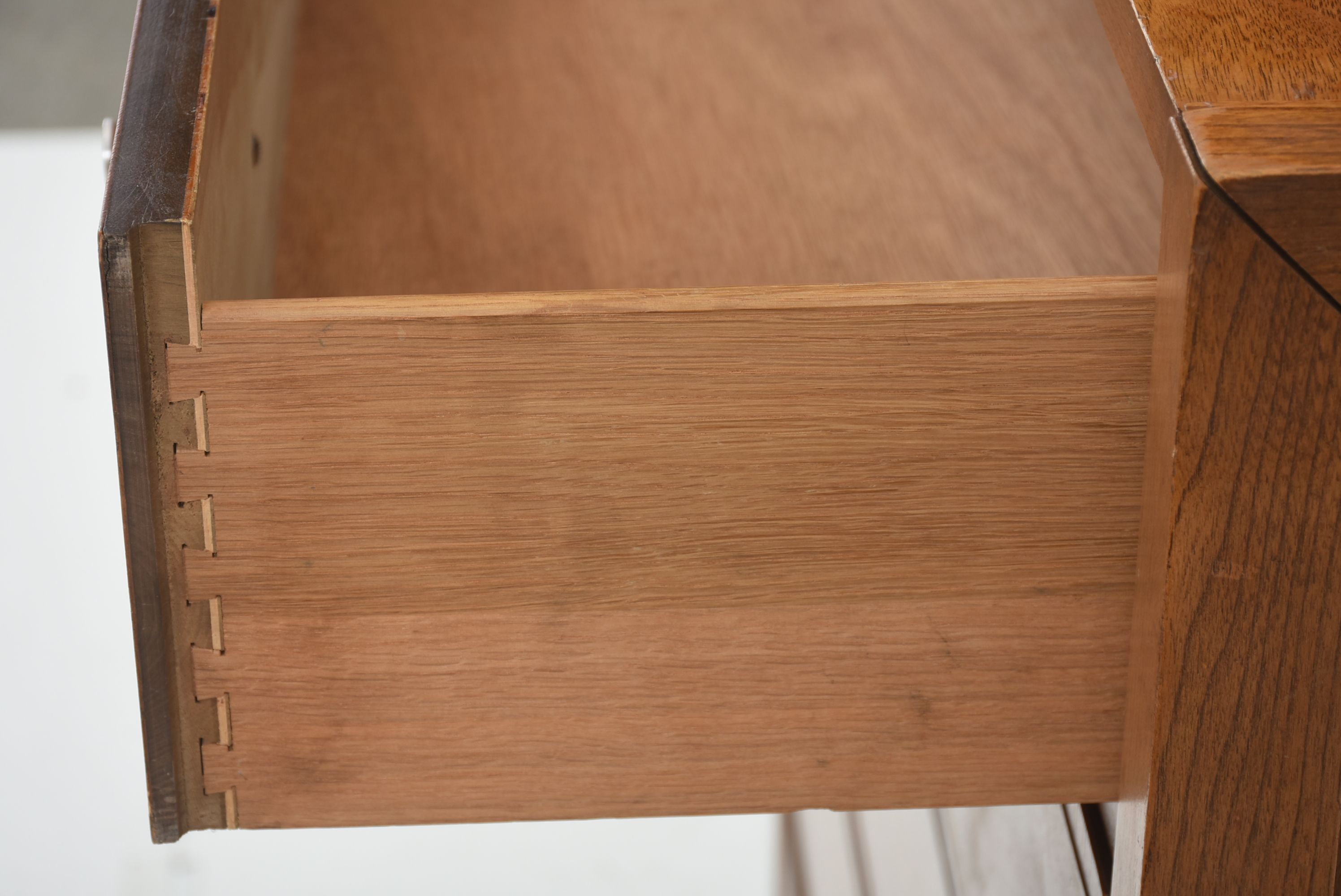 Vintage Basic-Witz Mahogany Dresser