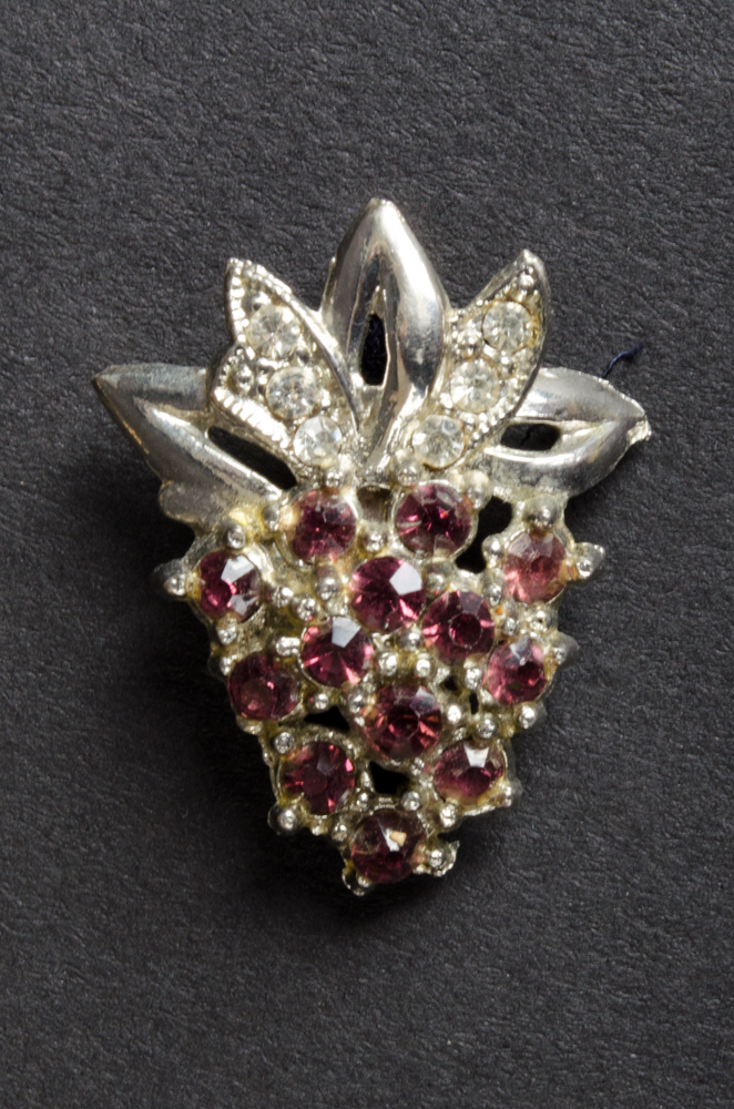 Collection of Costume Jewelry Clasp and Screw Back Earrings