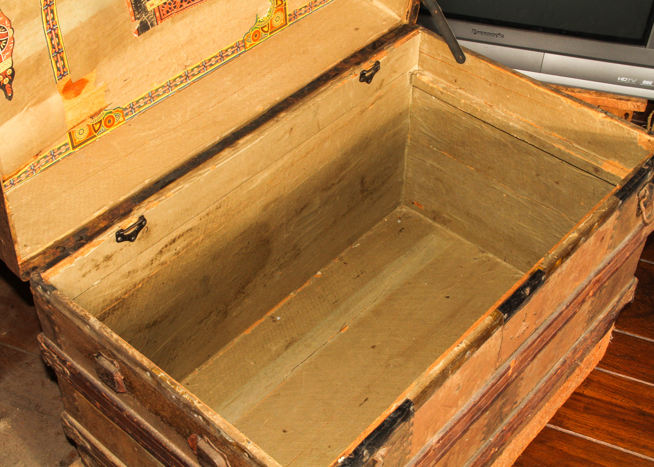 Vintage Metal and Wood Steamer Trunk