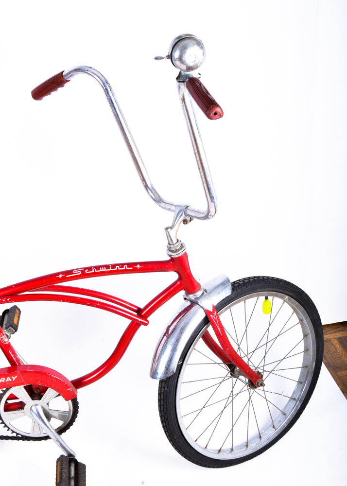 Vintage 1970s Schwinn Sting-Ray Cruiser in Flamboyant Red