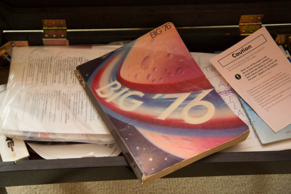 Roland KR-977 Intelligent Mini Grand Piano