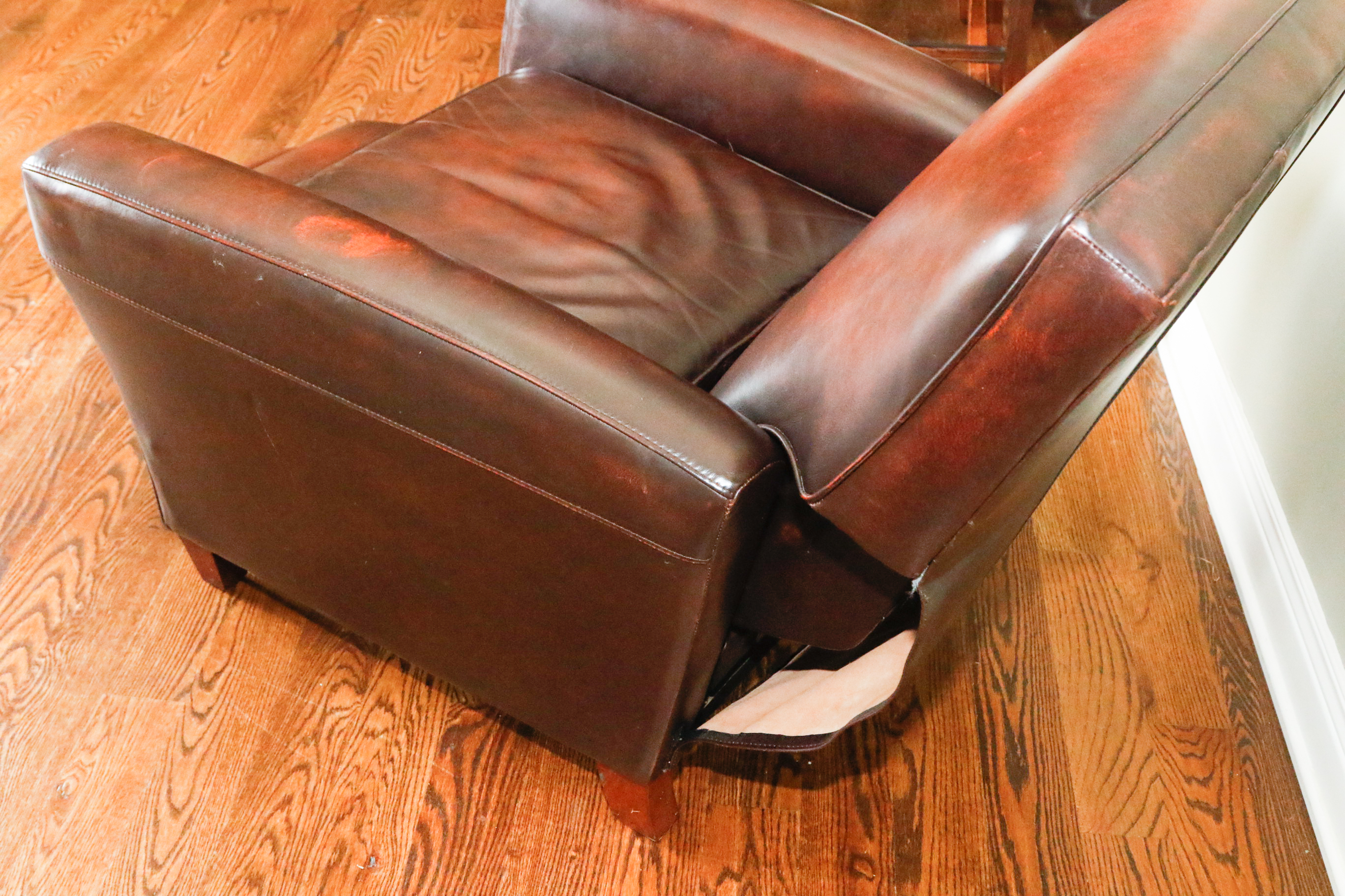 Leather Reclining Club Chair