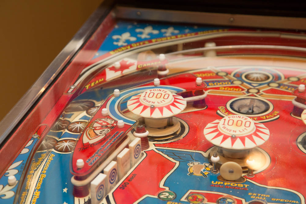 Bally 1977 Bobby Orr Power Play Pinball Machine