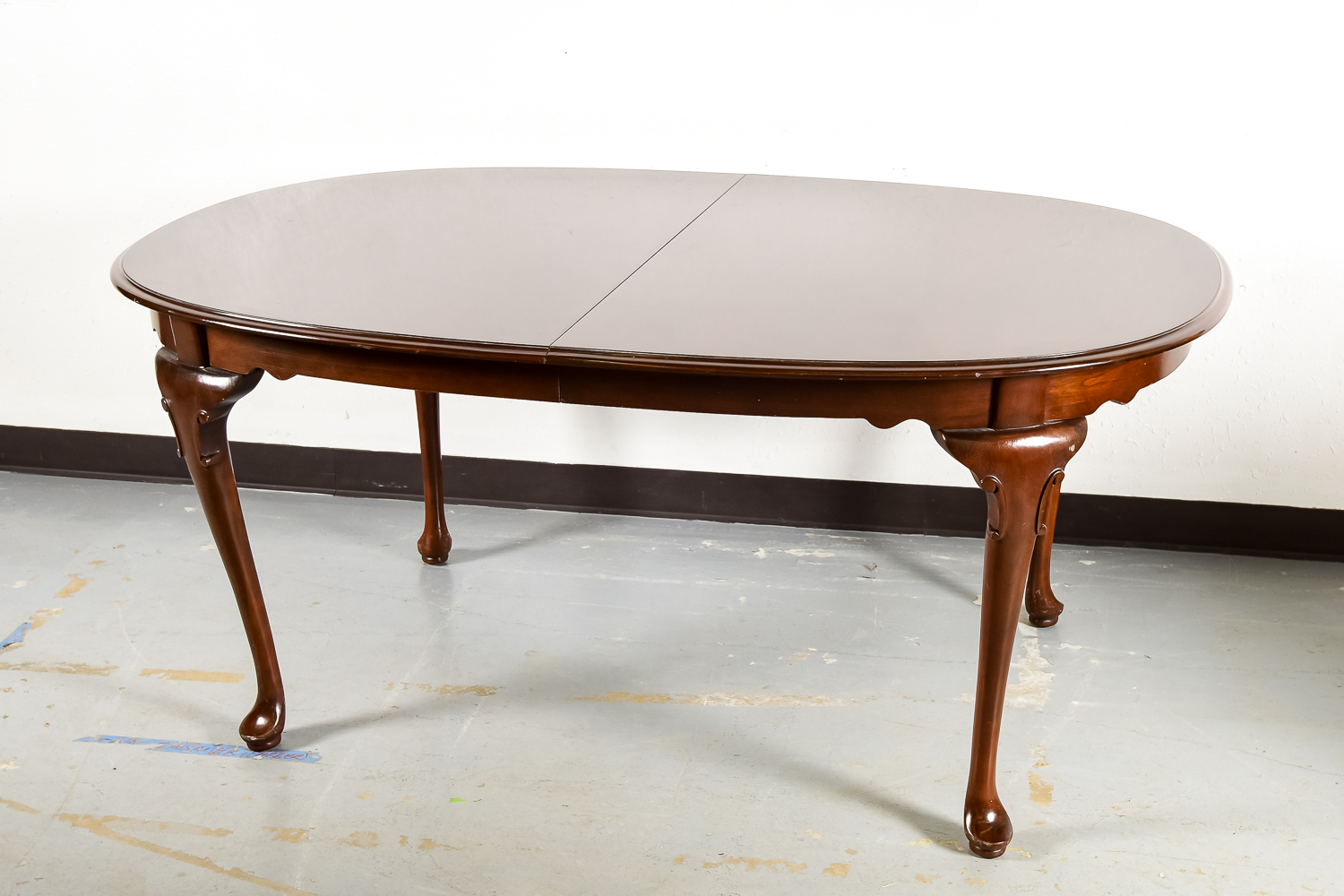 Ethan Allen Oval Dining Room Table