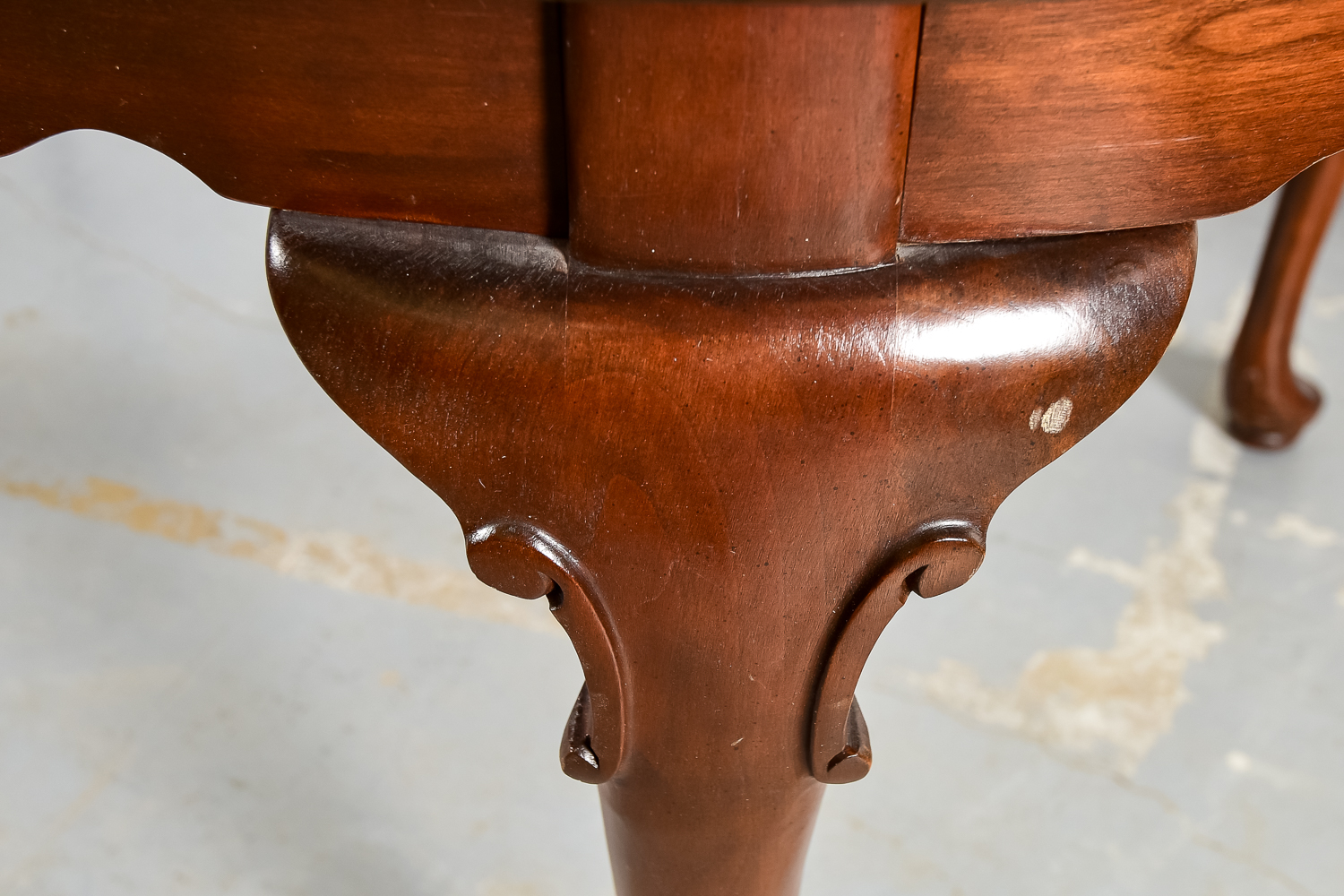 Ethan Allen Oval Dining Room Table