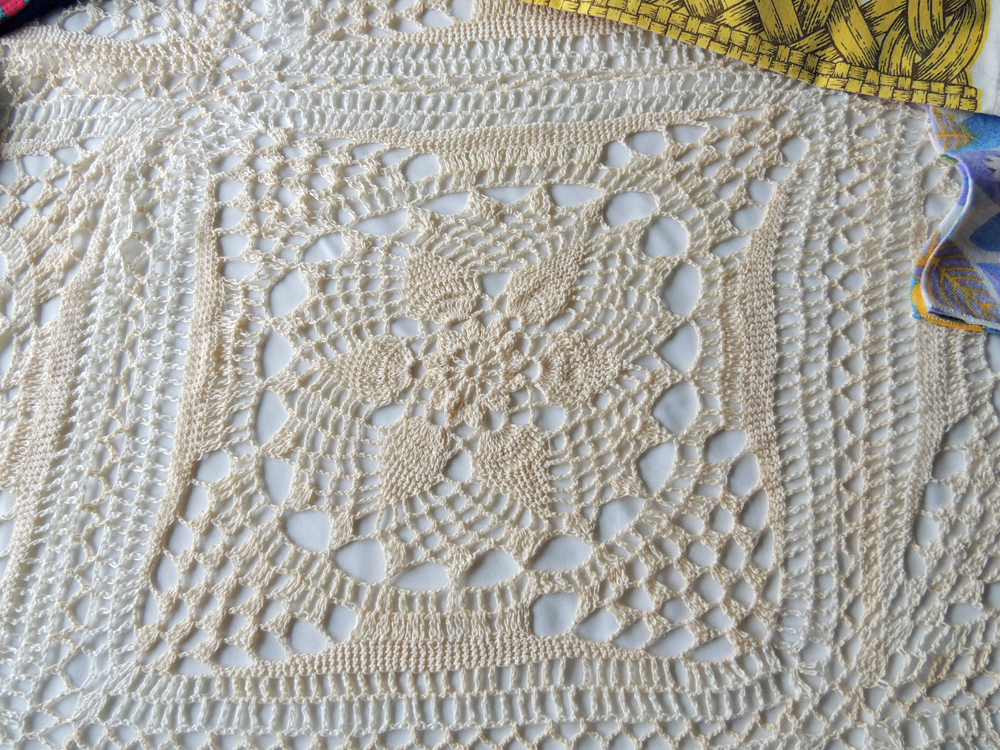 Vintage Apron, Linens and Crochet Bedspread