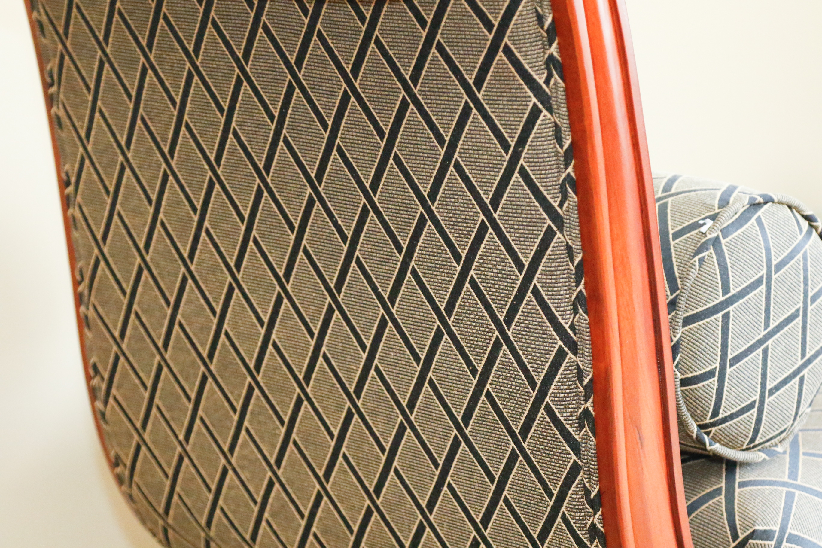 Fainting Style Chaise Lounge