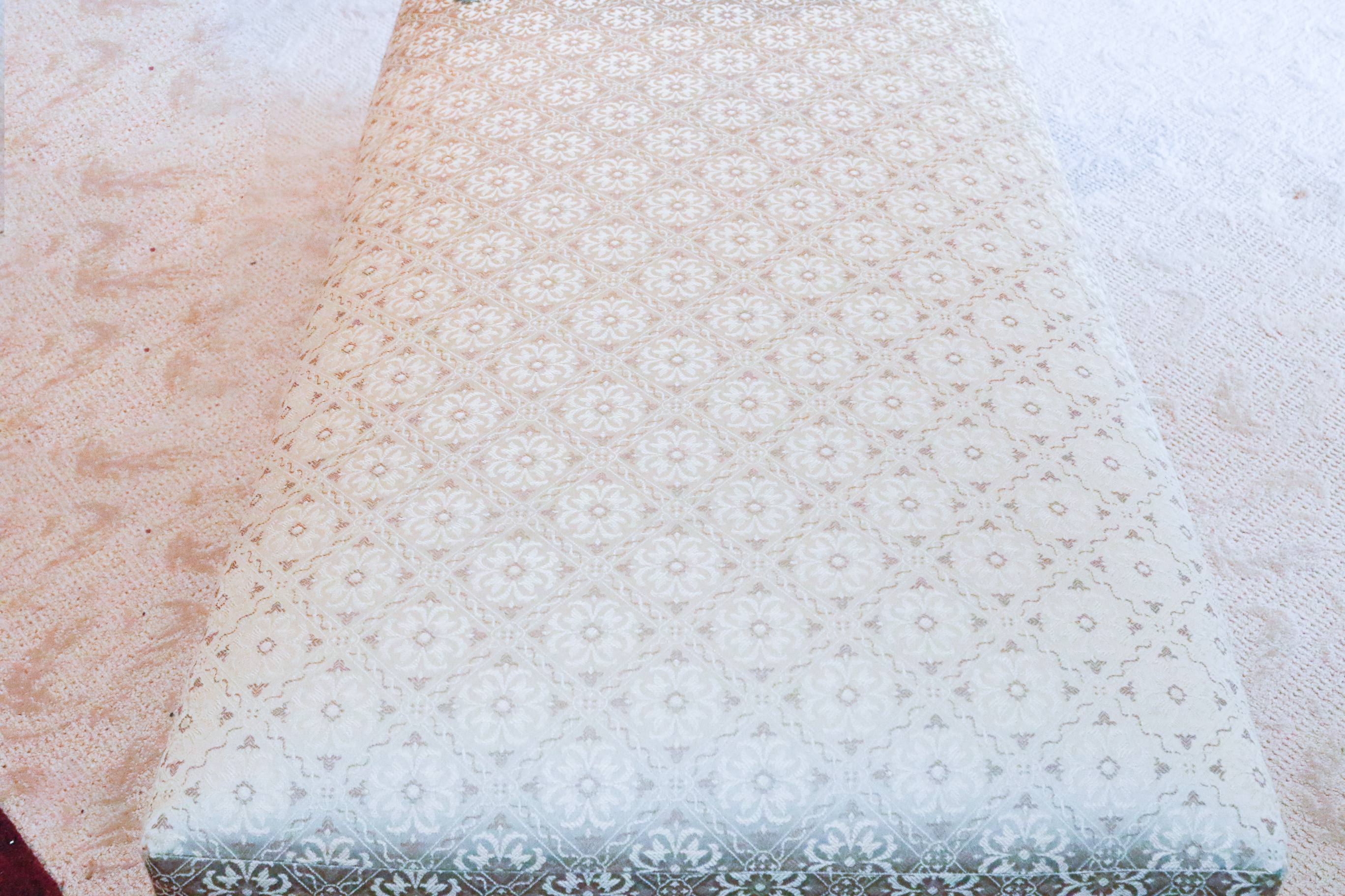 Oversize Chaise Lounge