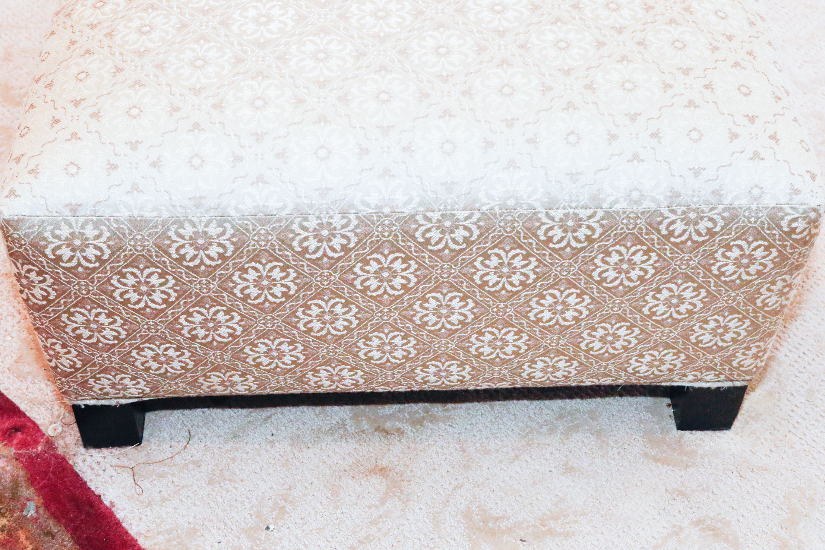 Oversize Chaise Lounge