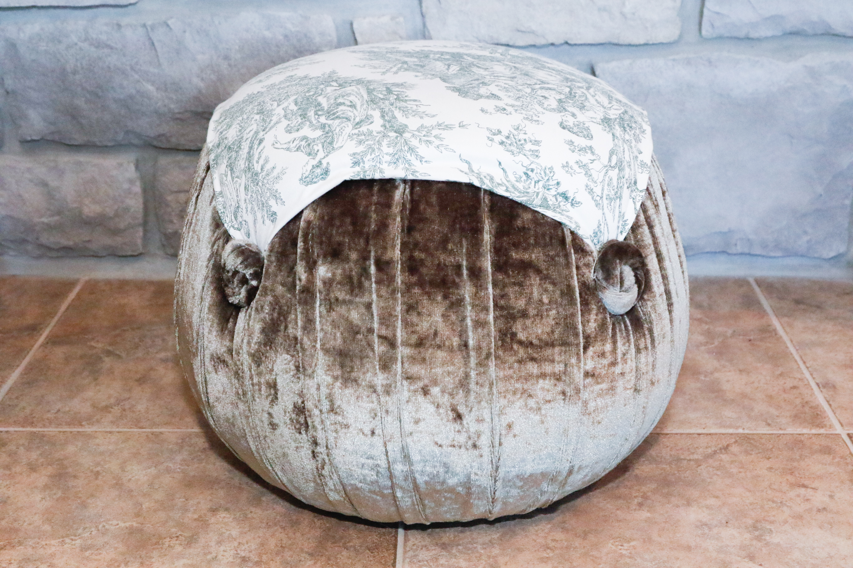 Green Velvet Toile Pouf