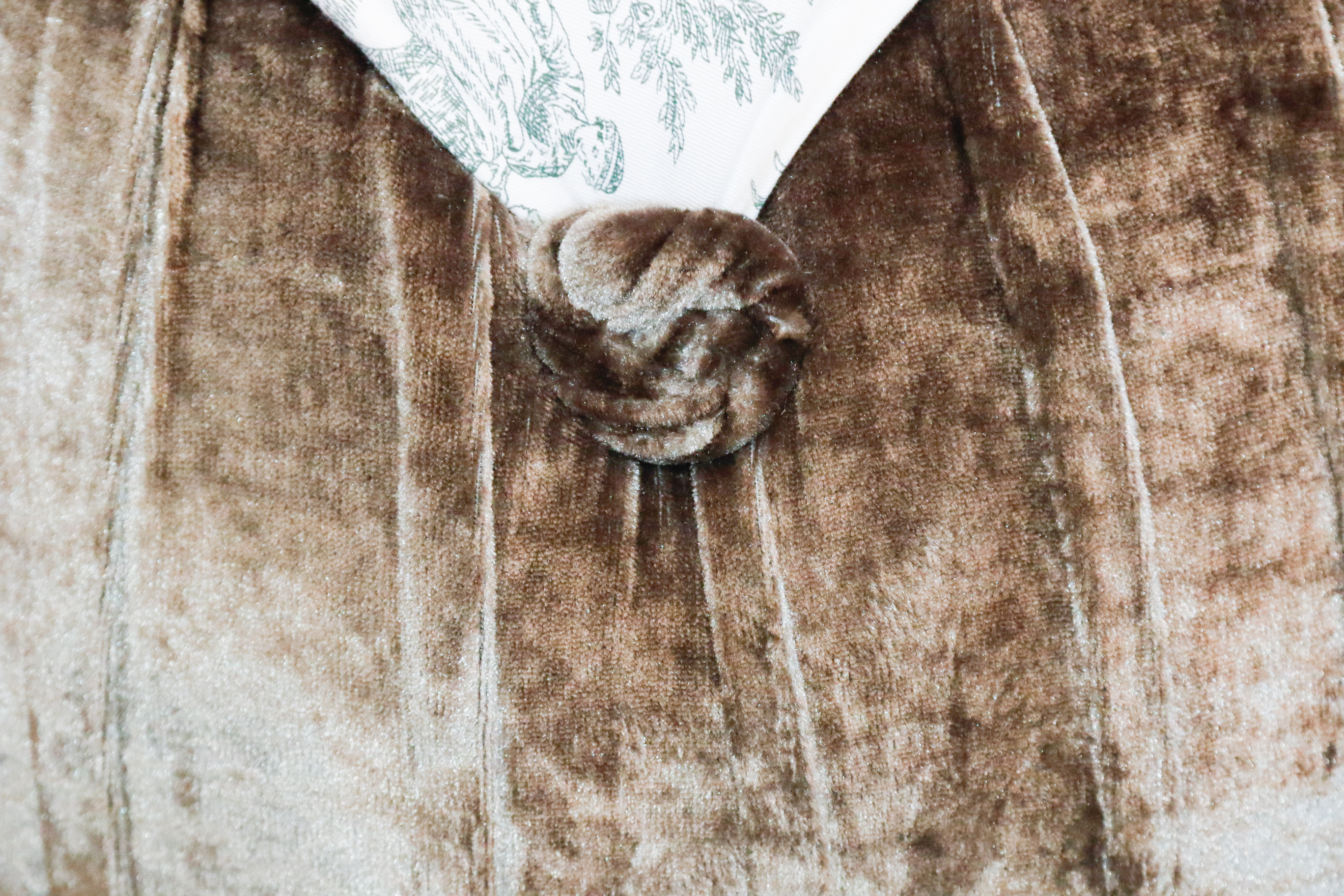 Green Velvet Toile Pouf