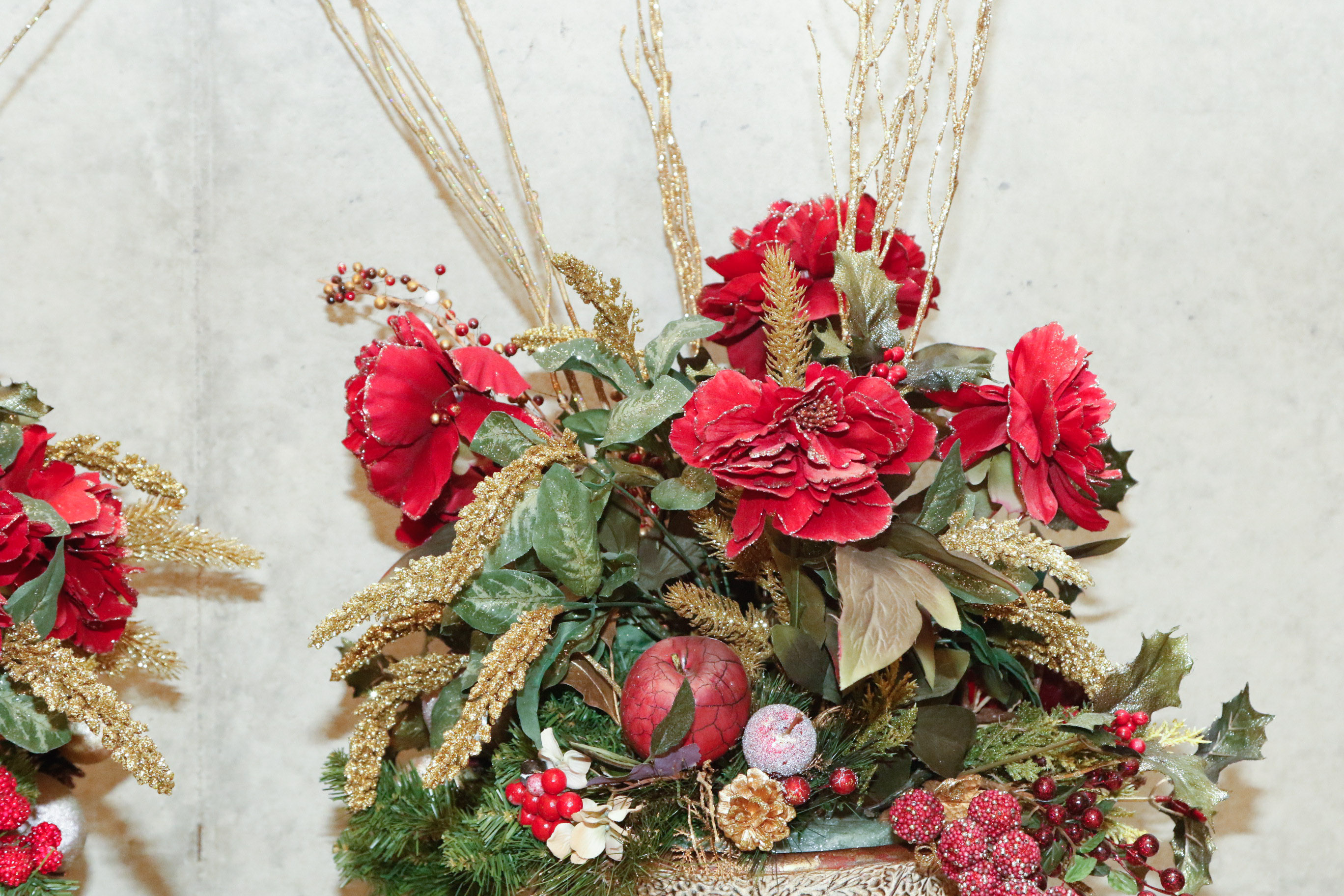 Holiday Arrangements with Decorative Wooden Sled