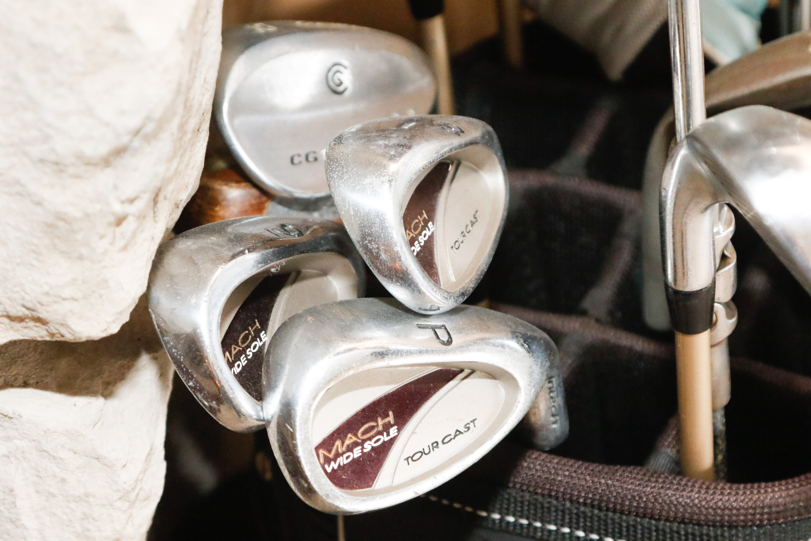 Men's Golf Bag with Clubs