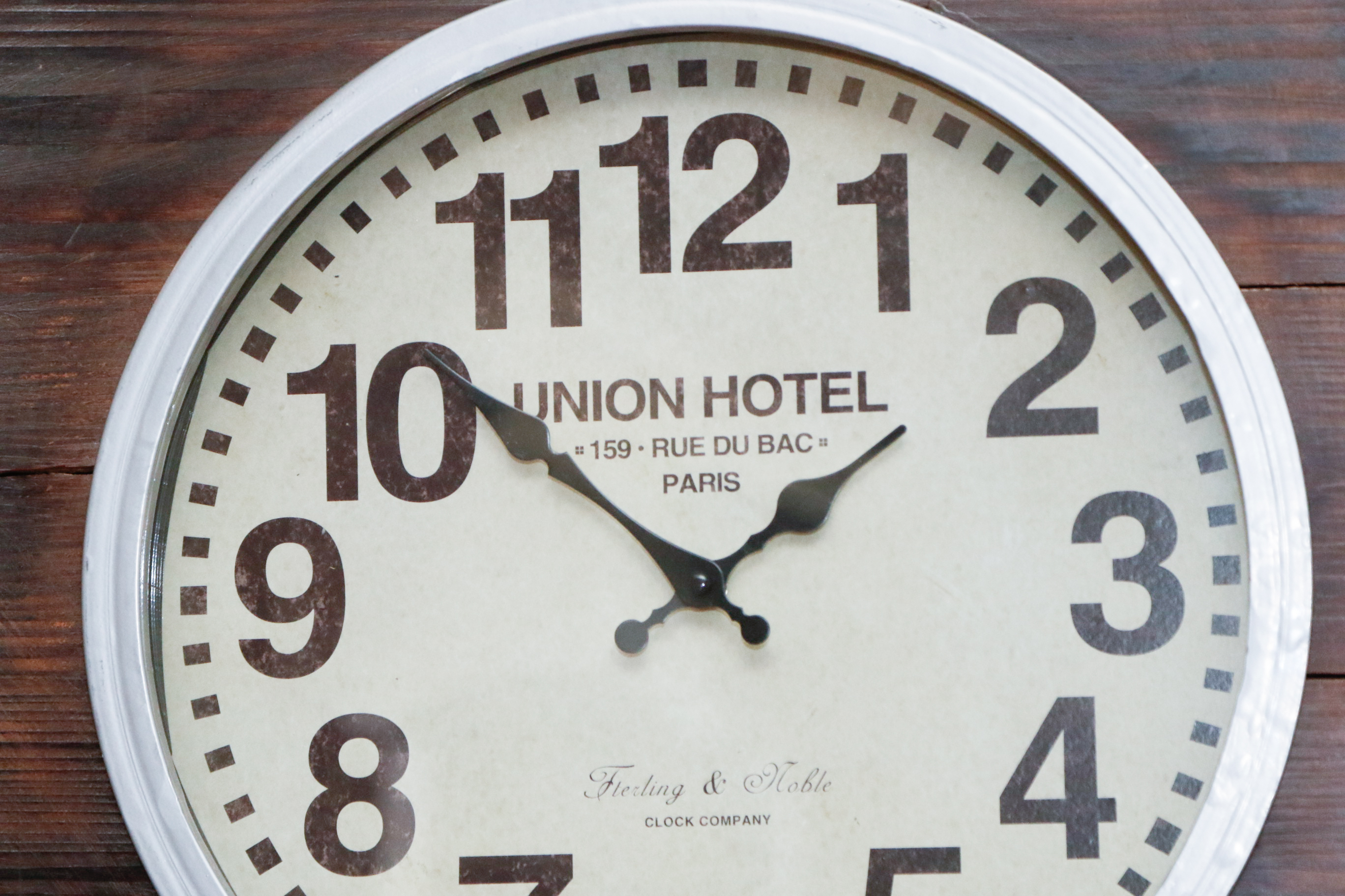 Union Hotel Decorative Wall Clock