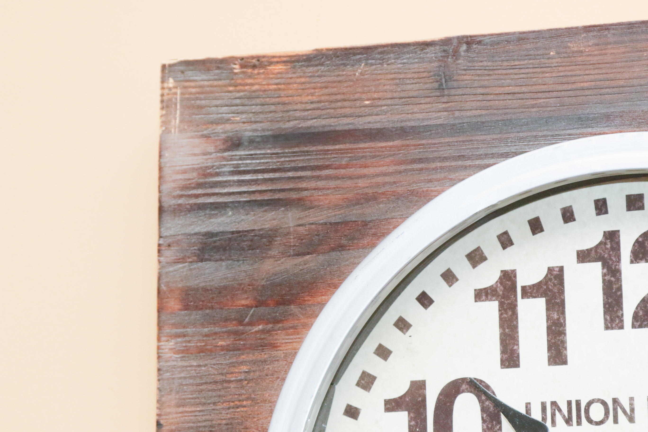 Union Hotel Decorative Wall Clock