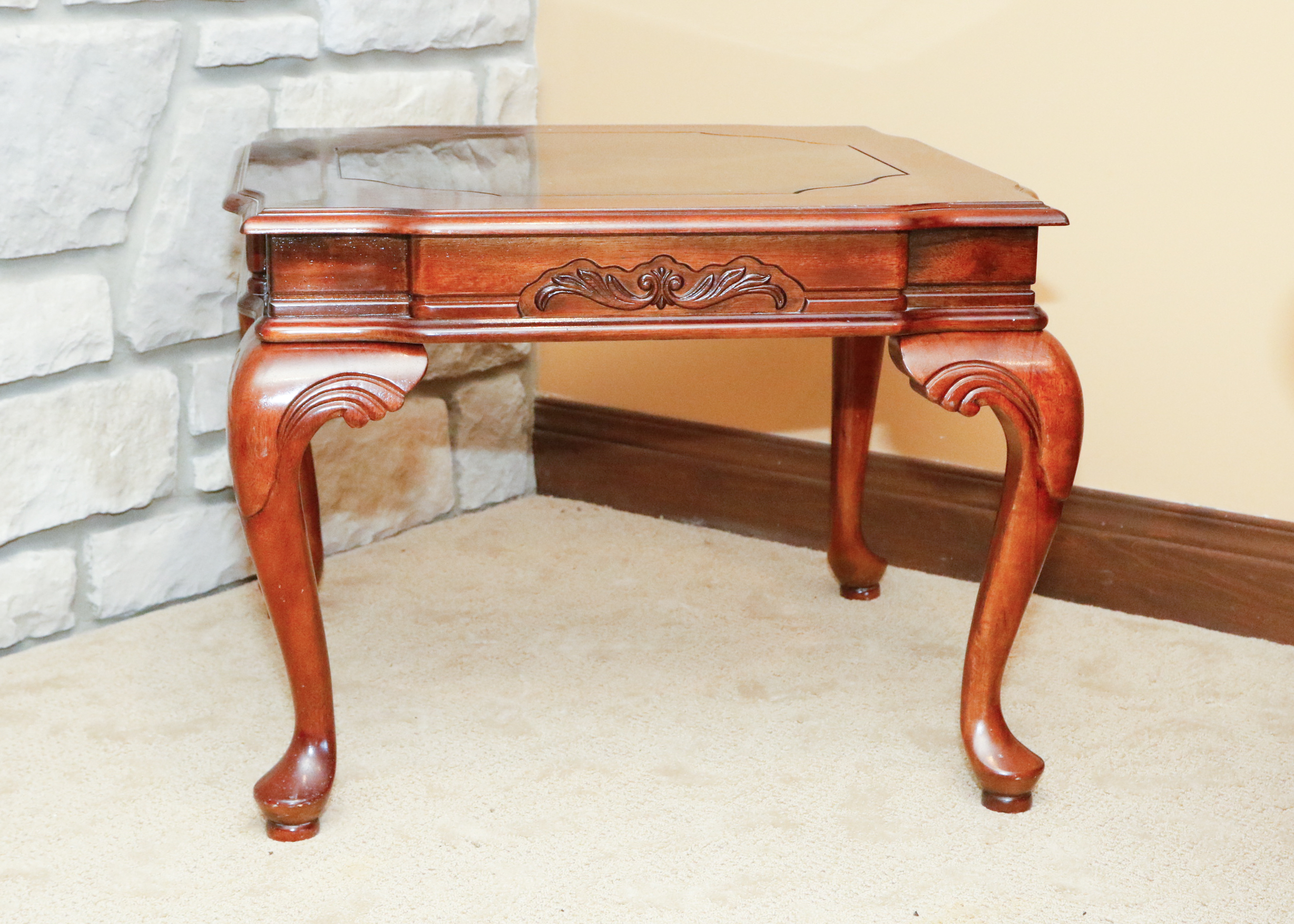 Queen Anne Style Side Table