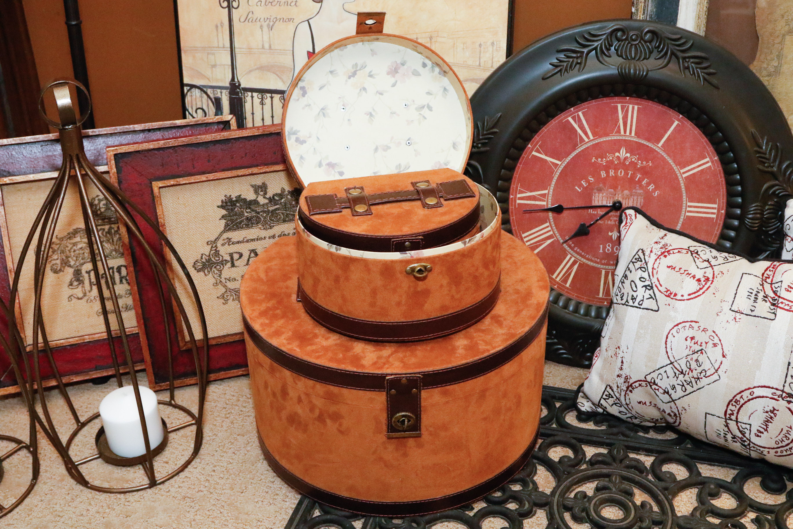 Parisienne Inspired Home Decorating Lot