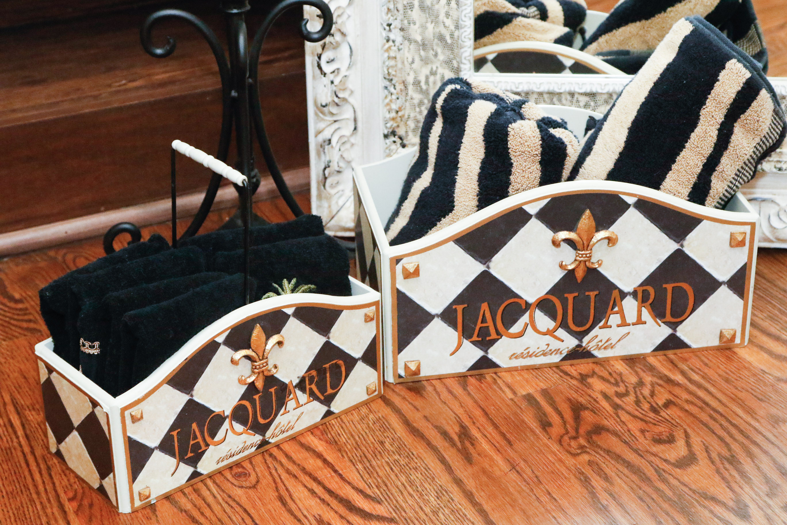 Black, Gold and Leopard Accent Bed and Bath Decor