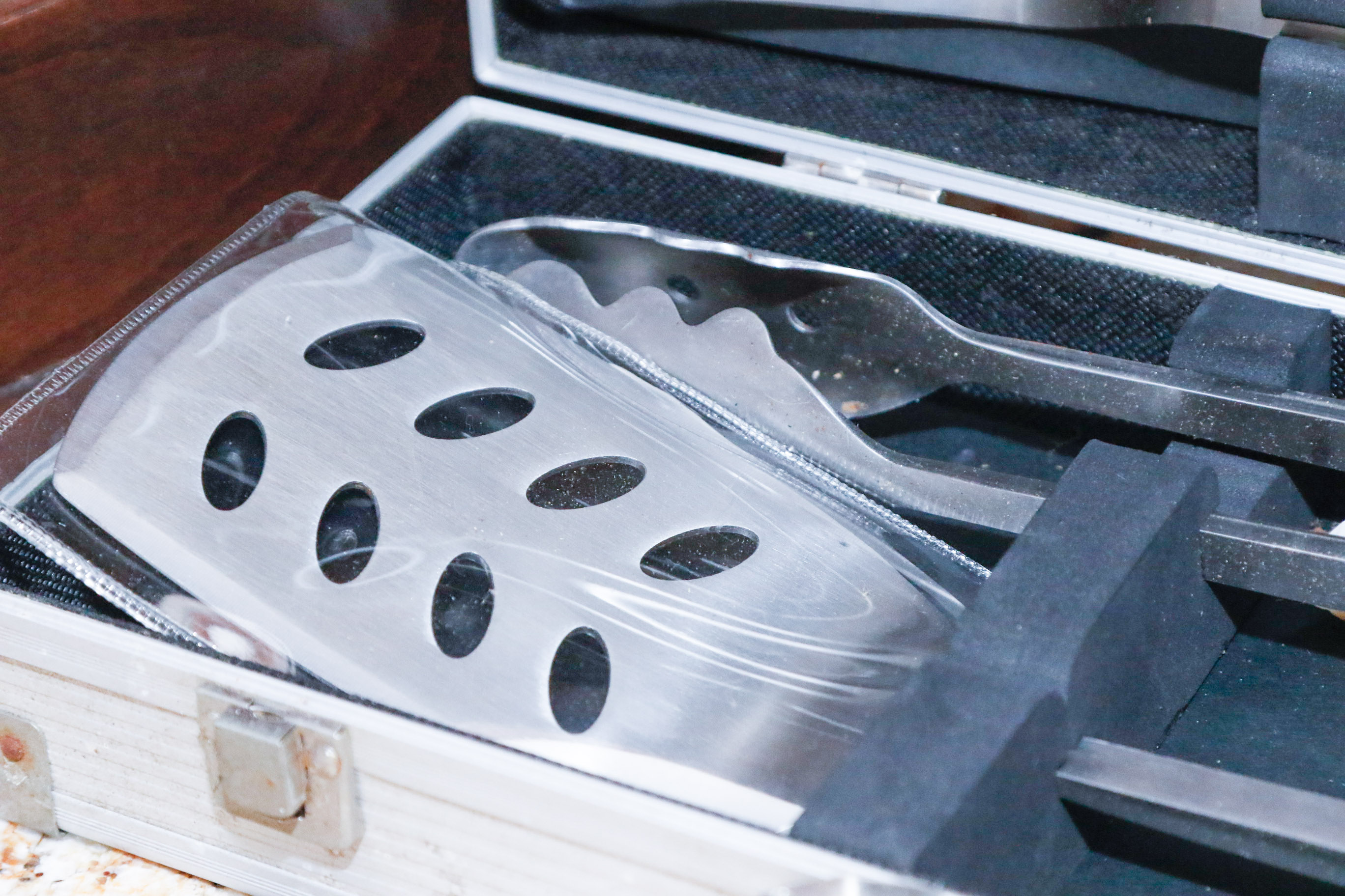 Williams Sonoma Grill Set with Wolfgang Puck Fajita Skillets