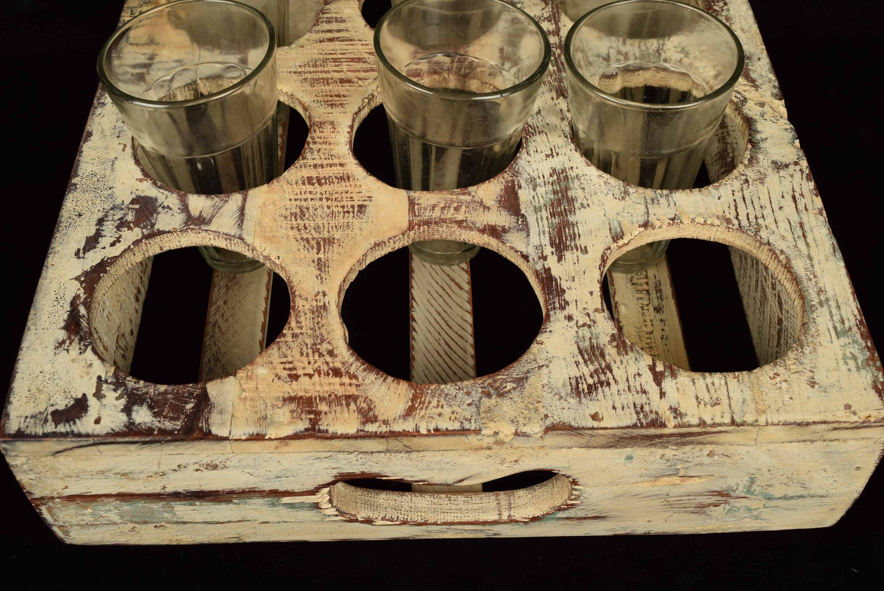 Glass Storage Crate and Glasses