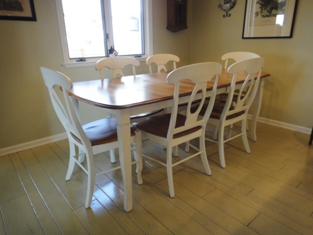 Portfolio Shermag Dining Table and Six Chairs