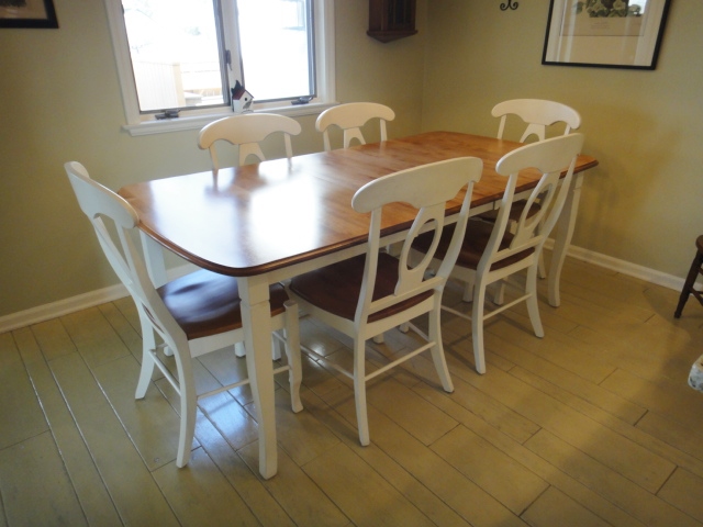 Portfolio Shermag Dining Table and Six Chairs