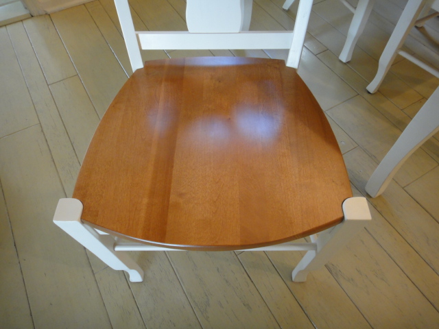 Portfolio Shermag Dining Table and Six Chairs