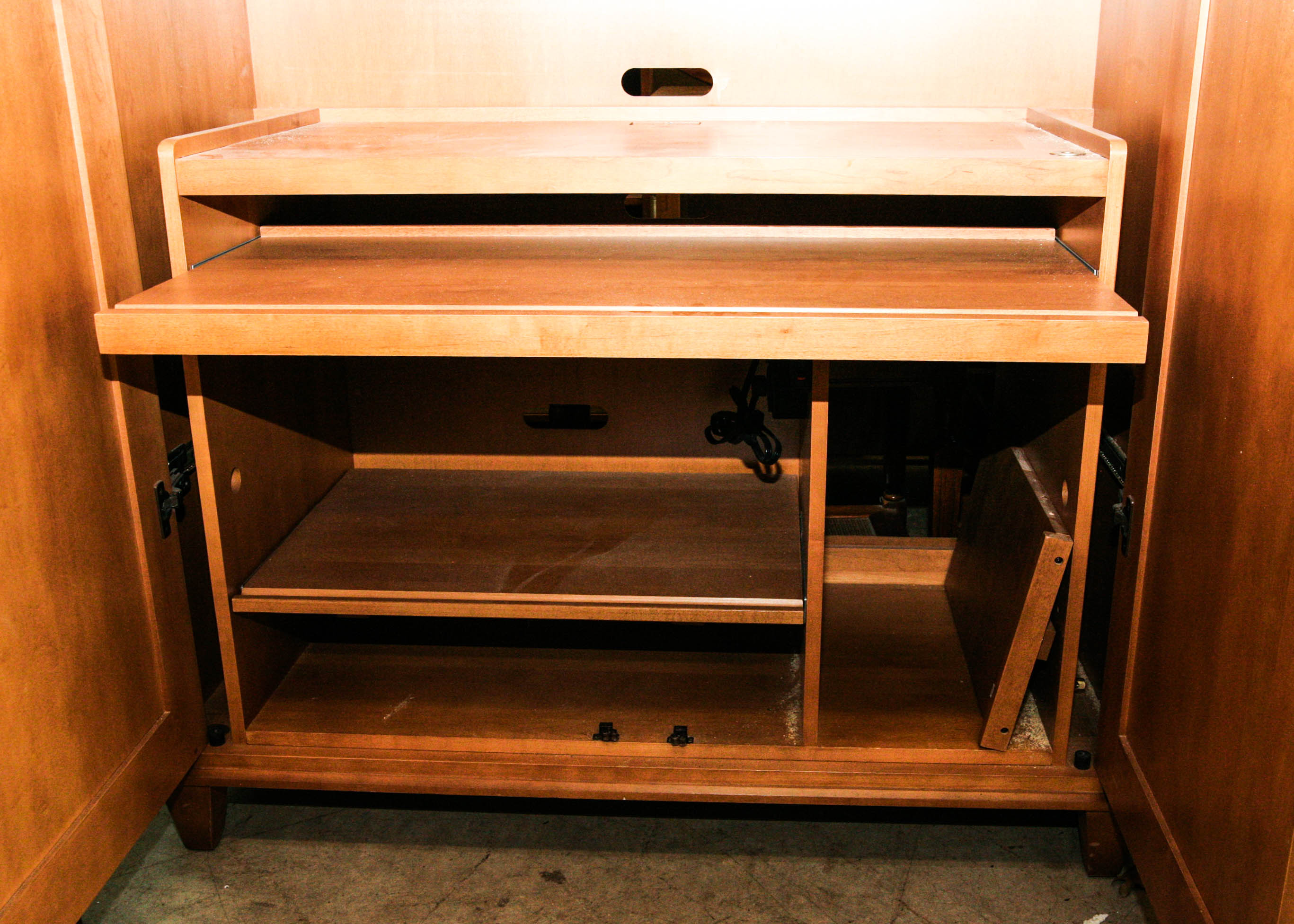 Ethan Allen Elements Fawn Moderne Maple Computer Armoire