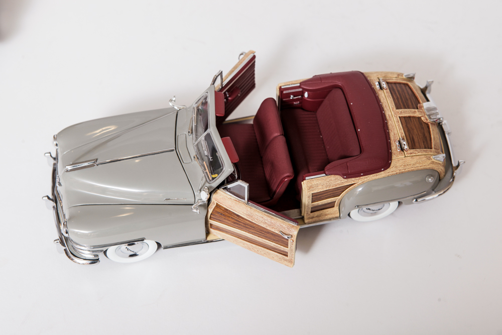 Collection of Chrysler Town and Country Model Cars