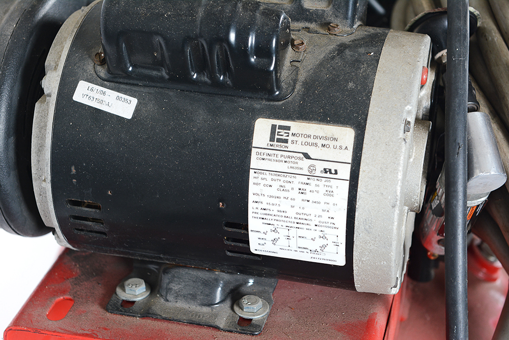 Husky 26-Gallon Cast Iron Vertical Air Compressor