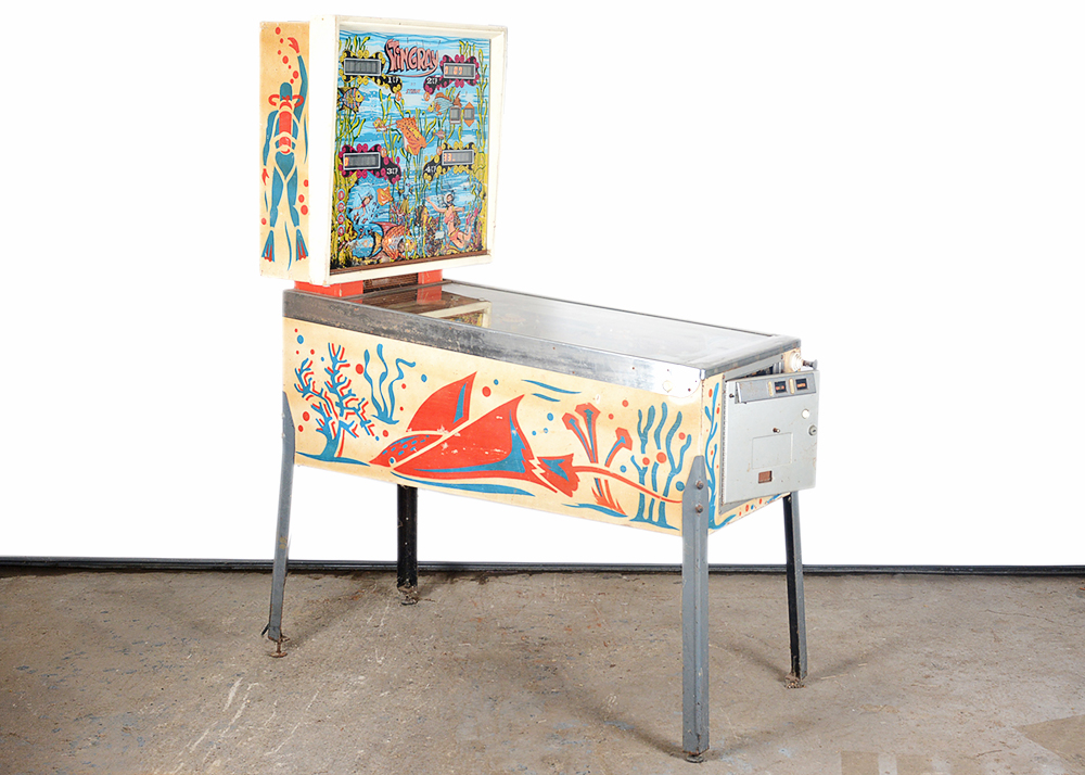 Circa 1977 Stern Stingray 4-Player Pinball Machine