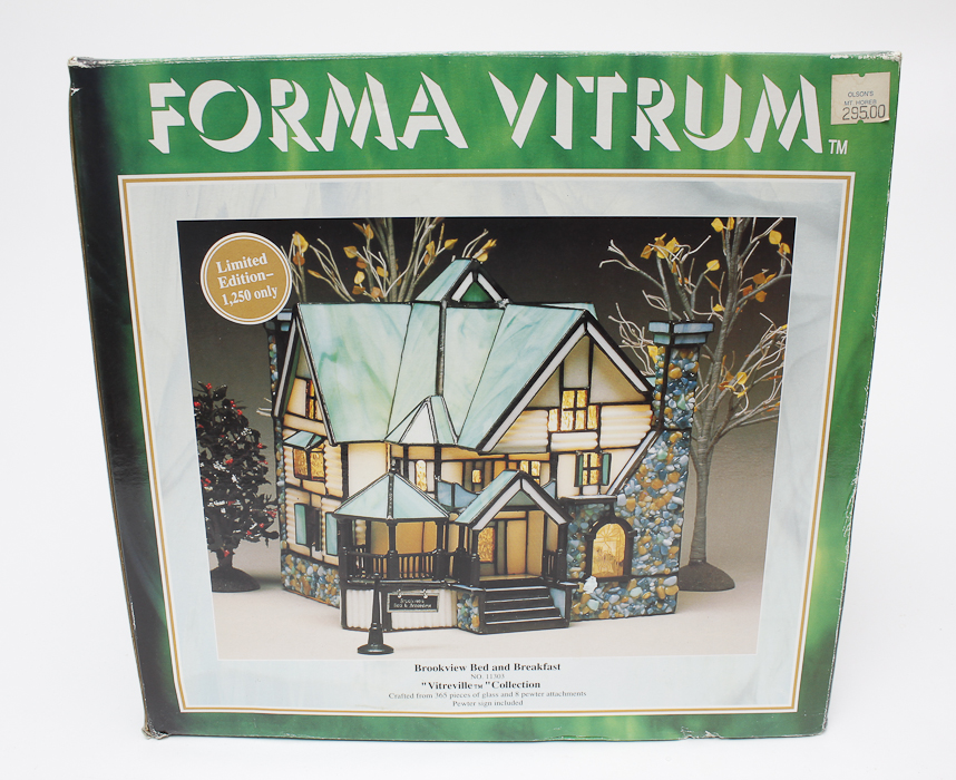 Forma Vitrum Stained Glass Village Buildings