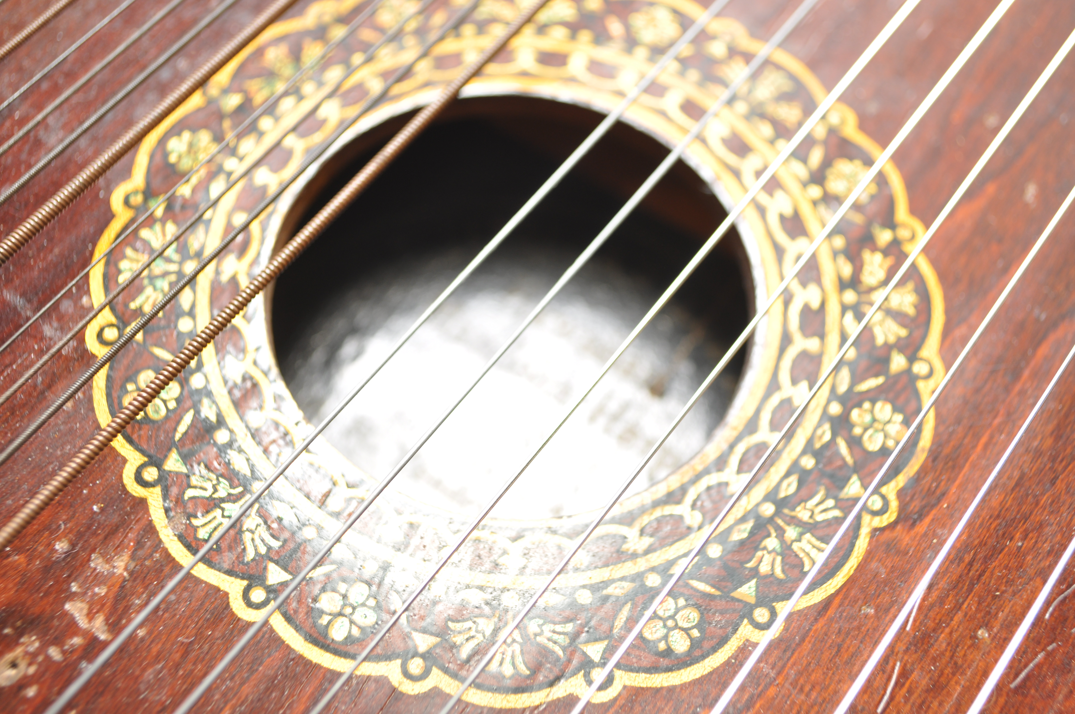 Vintage Hawaiian Mandolin Harp