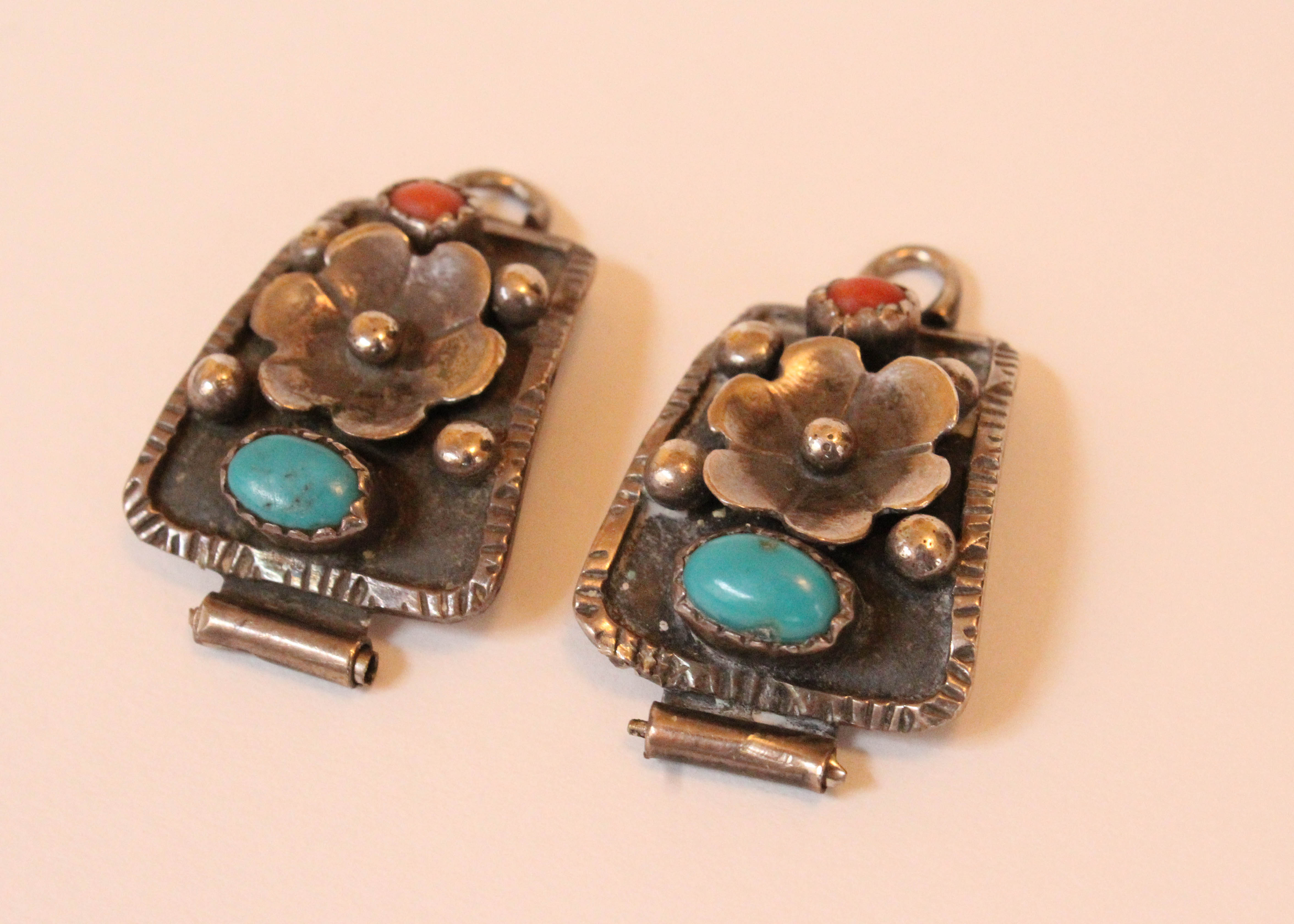 Pair Sterling Silver Southwestern Style Watch Links with Turquoise