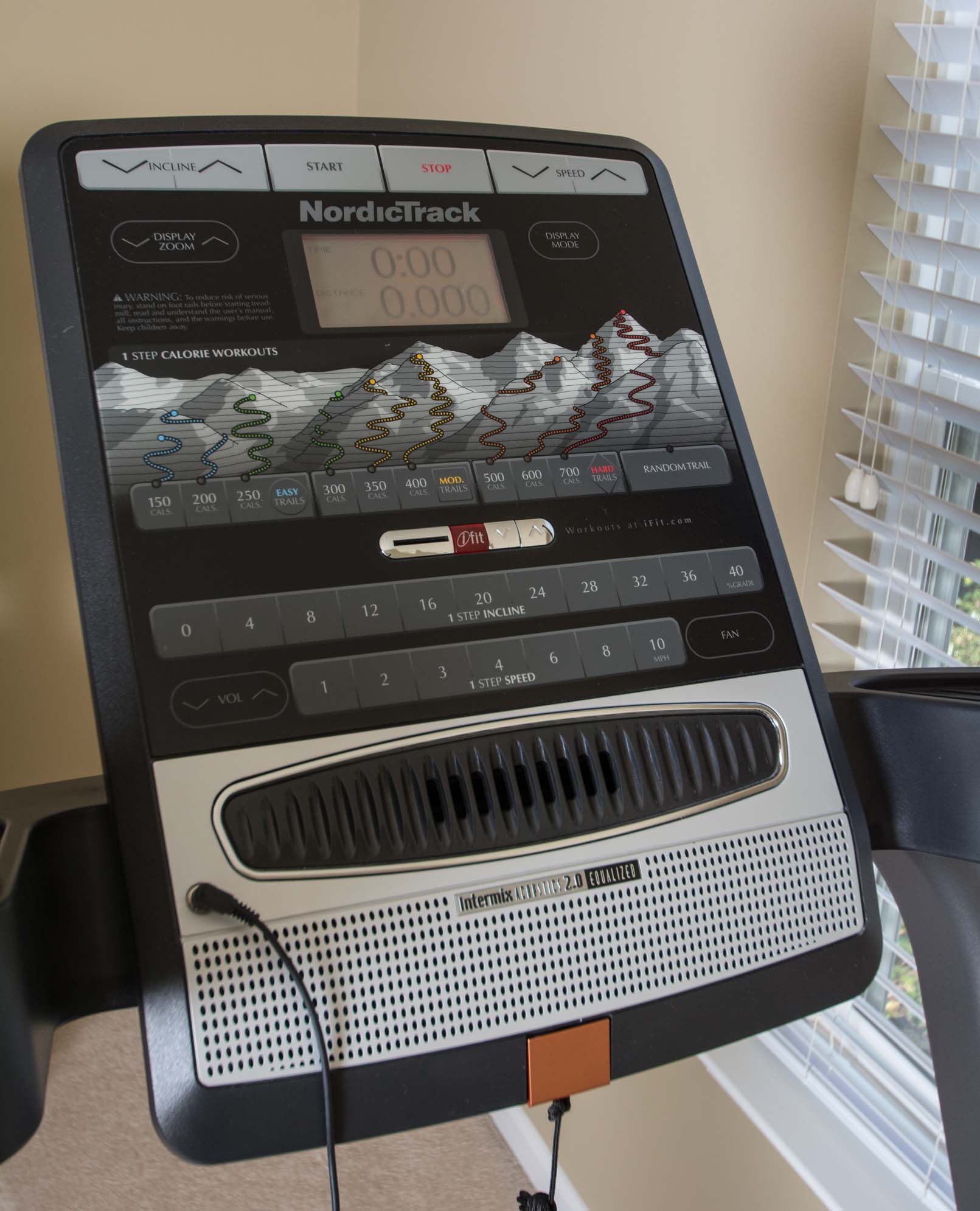 NordicTrack Incline Trainer X3 Interactive Treadmill