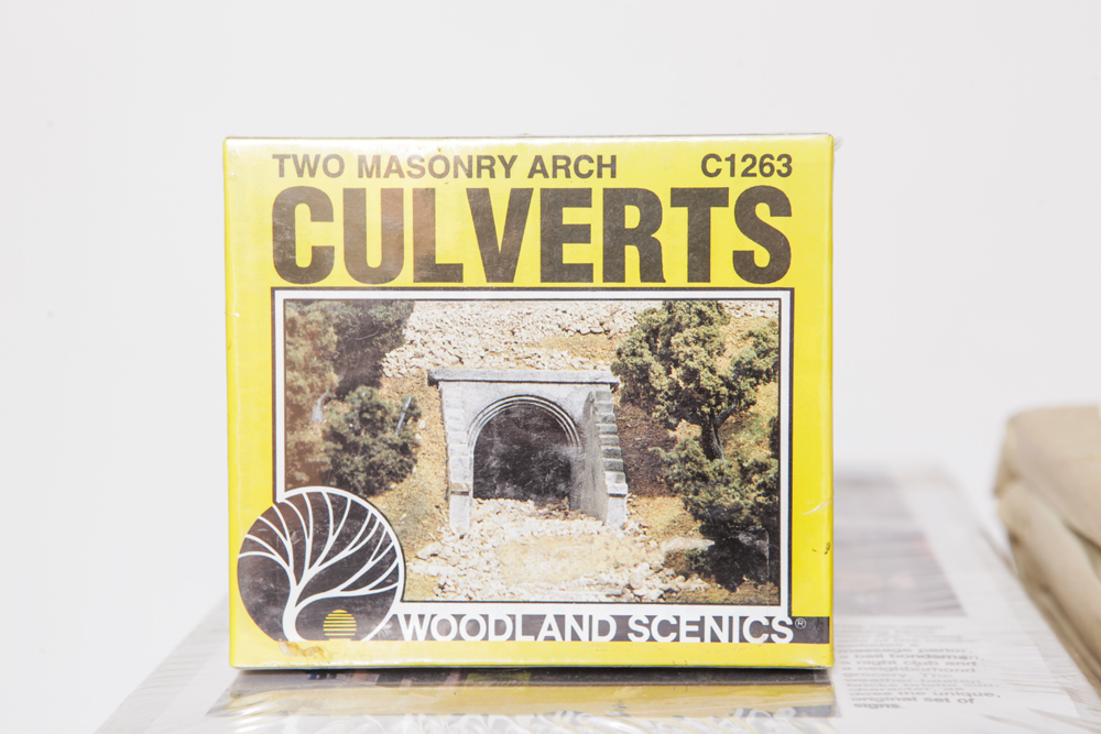 Vintage HO Scale Train Model Scenery Kits in Original Boxes