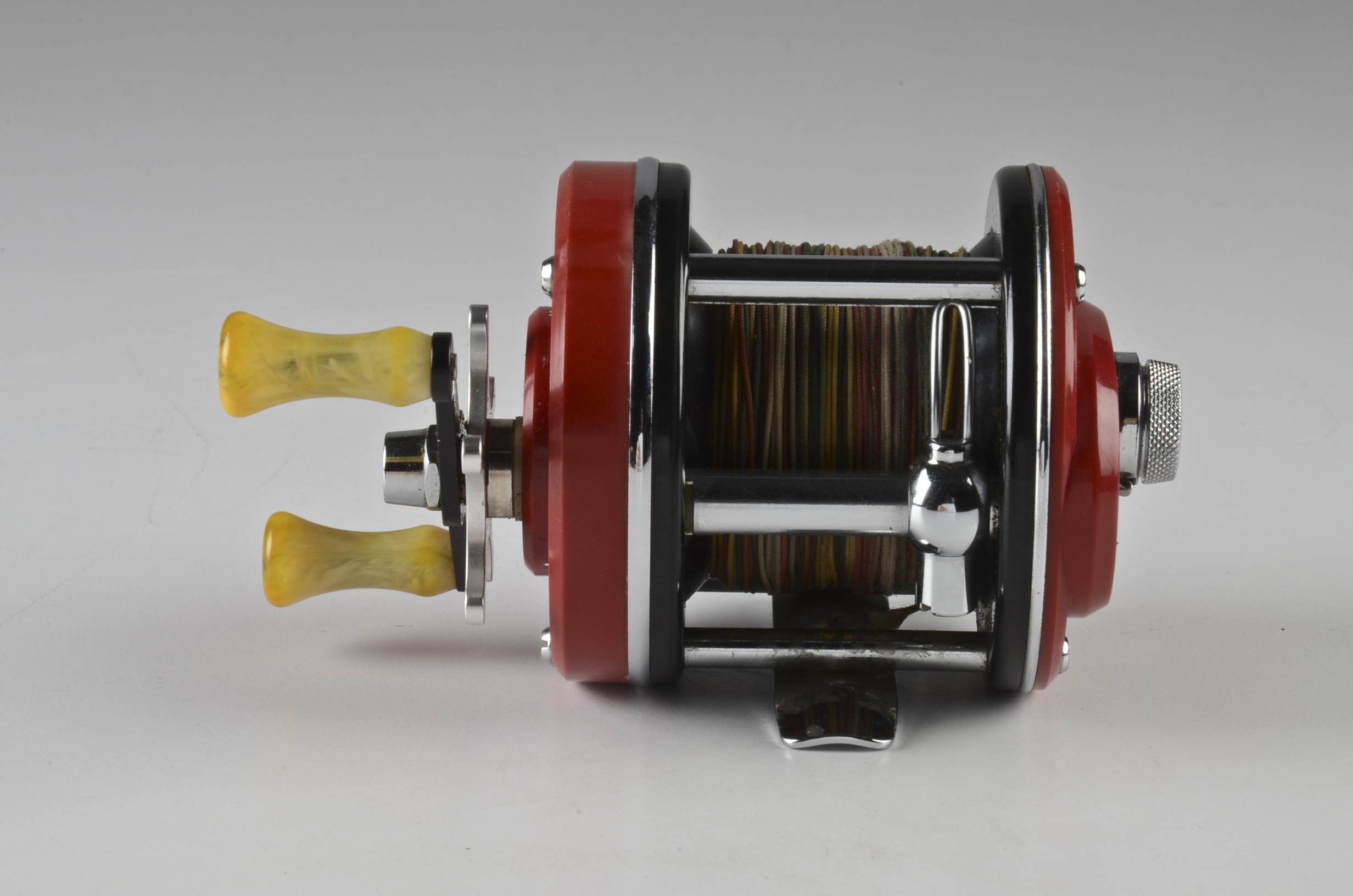 Vintage Garcia "Ambassadeur 4000" Fishing Reel