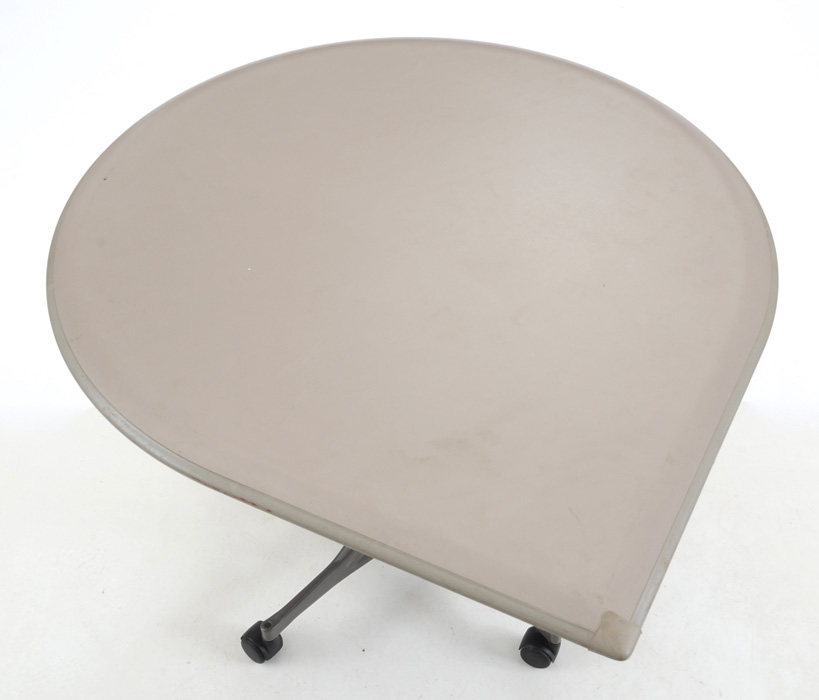 Herman Miller Geoff Hollington Relay Table