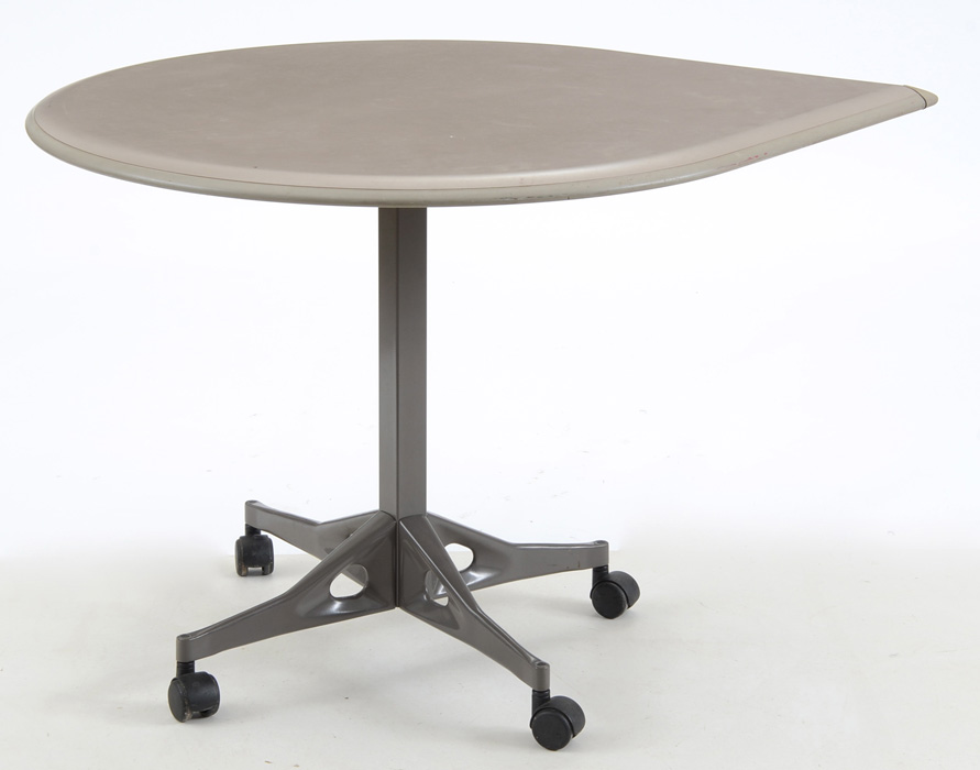 Herman Miller Geoff Hollington Relay Table